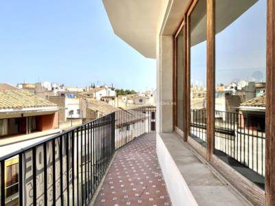 Stately apartment with views and terrace in the Post Office area